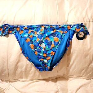 DECREE BIKINI BOTTOMS NWT